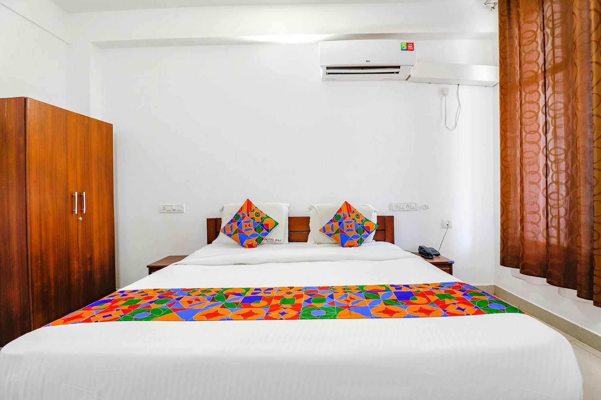 Fabhotel Raj Residency - 1Km From Madikeri Fort Buitenkant foto
